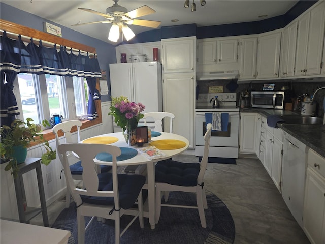 2905 Heather Ave, Medford, NY 11763 - photo 23