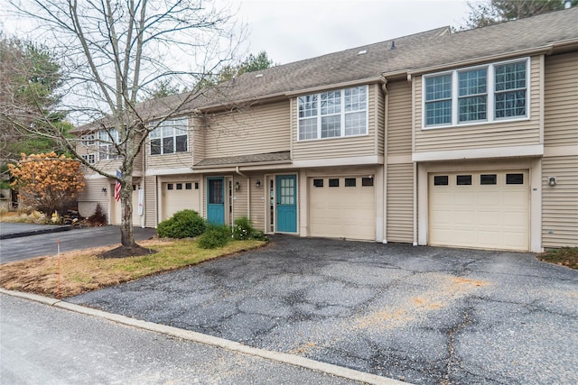134 Elmcrest Dr, Fishkill, NY 12524 - townhome / multi-family property with driveway and a garage