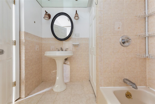 117-66 127th St, South Ozone Park, NY 11420 - full bathroom featuring tile walls, tub / shower combination, and tile patterned flooring