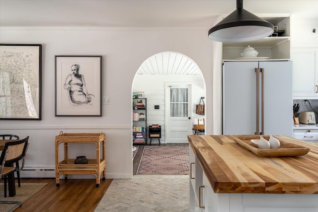 8 Maclean Dr, Pound Ridge, NY 10576 - dining space with wood finished floors and ornamental molding