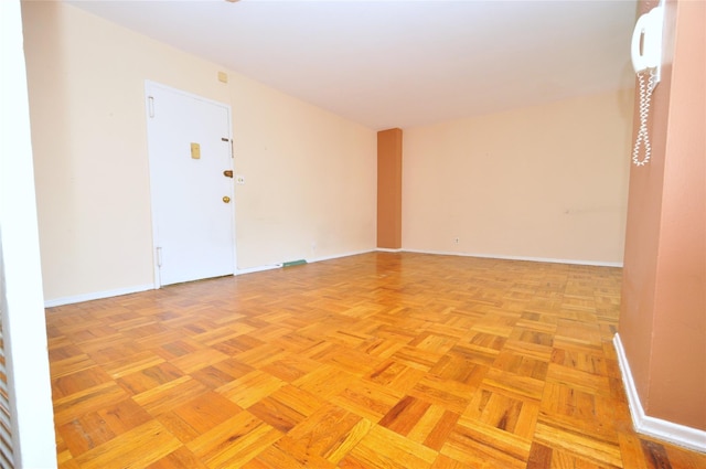 281 Garth Rd Unit B5D, Scarsdale, NY 10583 - spare room featuring baseboards