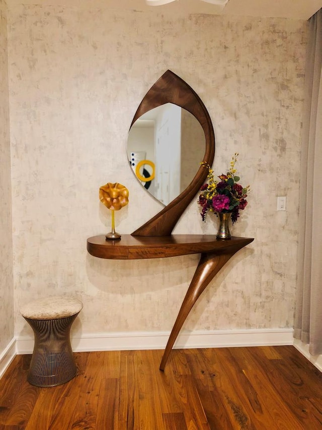 5 Renaissance Sq Unit Ph6C, White Plains, NY 10601 - detailed view of wood finished floors and wallpapered walls