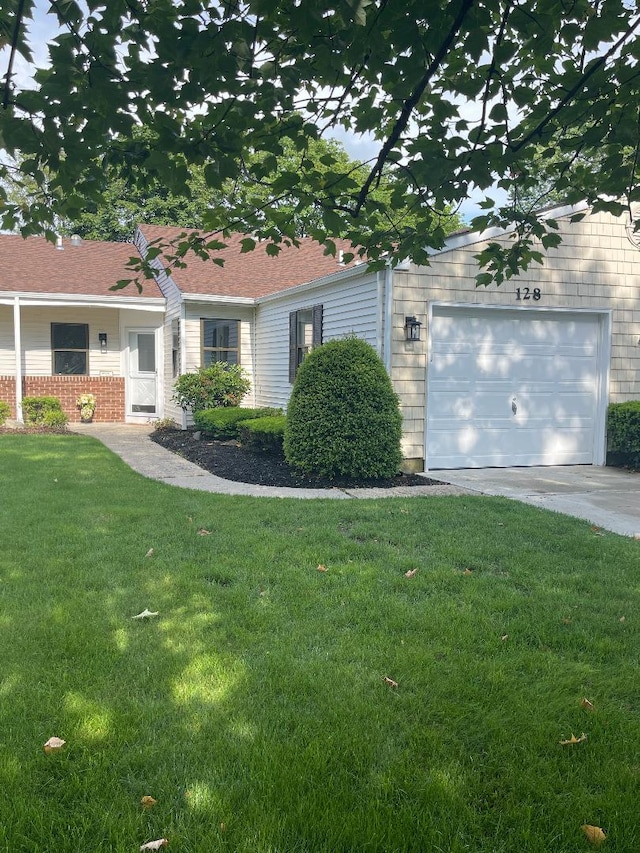 128 Knolls Dr, Stony Brook, NY 11790 - photo 1