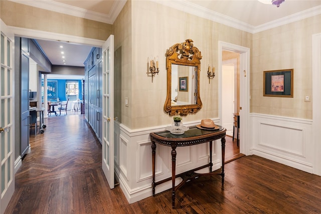 3001 Henry Hudson Pkwy Unit 1Fg, Bronx, NY 10463 - hall featuring ornamental molding and a decorative wall