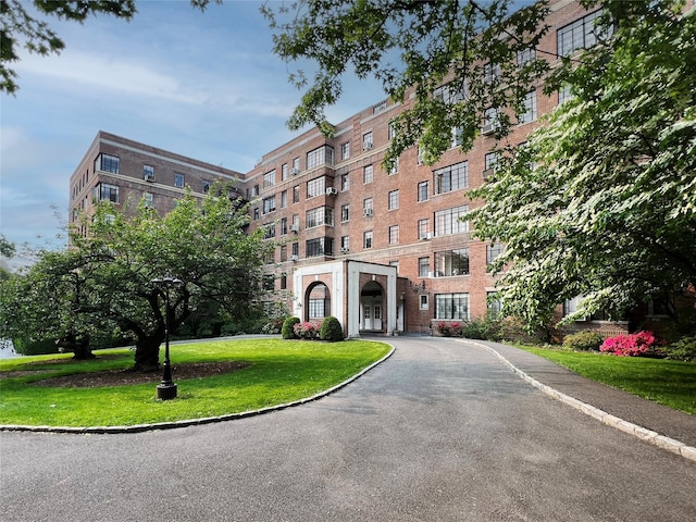 3001 Henry Hudson Pkwy Unit 1Fg, Bronx, NY 10463 - view of apartment building / complex