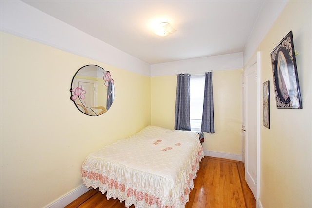 517 Westchester Ave, Mount Vernon, NY 10552 - bedroom featuring wood finished floors