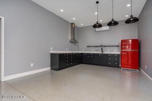 138 Lydon Ln, Hannacroix, NY 12124 - bar area featuring baseboards and recessed lighting