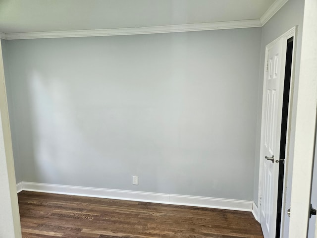 300 Richbell Rd Unit B2, Mamaroneck, NY 10543 - empty room with dark wood-style floors and ornamental molding