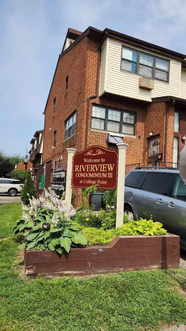 222 Capstan Ct Unit 101B, College Point, NY 11356 - view of community / neighborhood sign