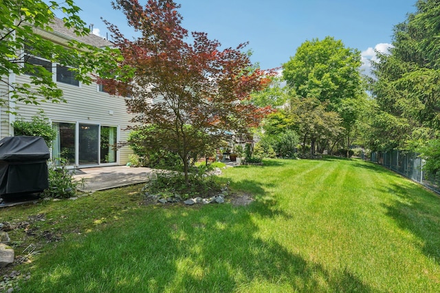 12 Deer Ct Dr, Middletown, NY 10940 - view of yard featuring a patio area