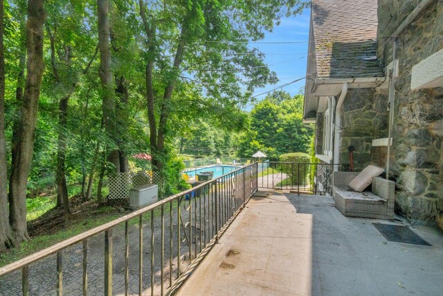 23 Gracemere, Tarrytown, NY 10591 - view of patio / terrace