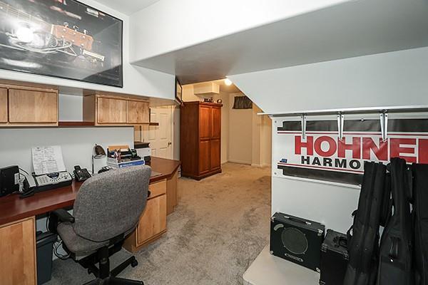 183 Atlantic Ave Unit 8, Lynbrook, NY 11563 - office space featuring a wall mounted air conditioner and light colored carpet