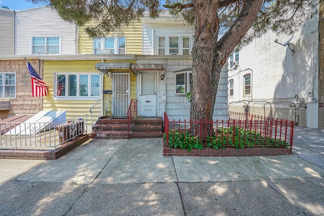 6842 78th St, Flushing, NY 11379 - photo 1