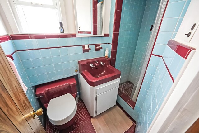 6842 78th St, Flushing, NY 11379 - photo 12