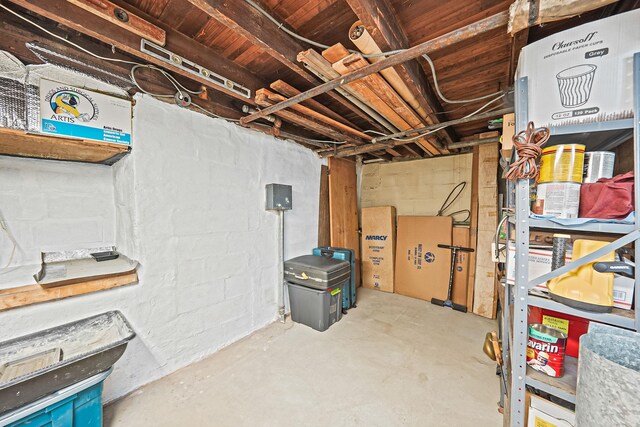 6842 78th St, Flushing, NY 11379 - photo 17