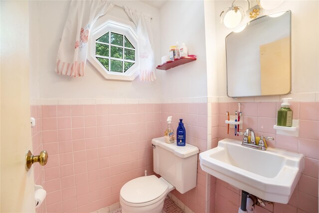 7636 250th St, Bellerose, NY 11426 - photo 10