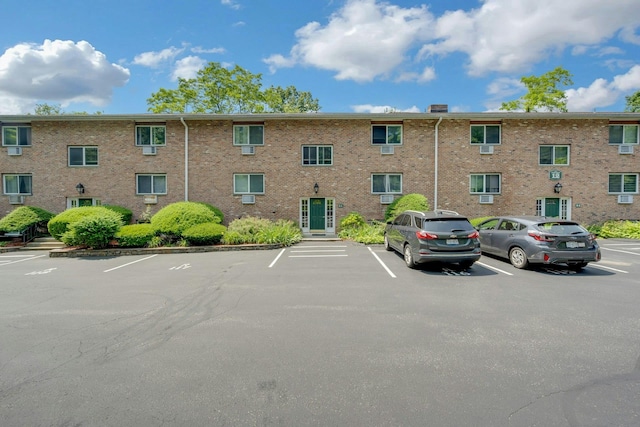 12 Scenic Dr Unit K, Croton-On-Hudson, NY 10520 - view of property featuring uncovered parking