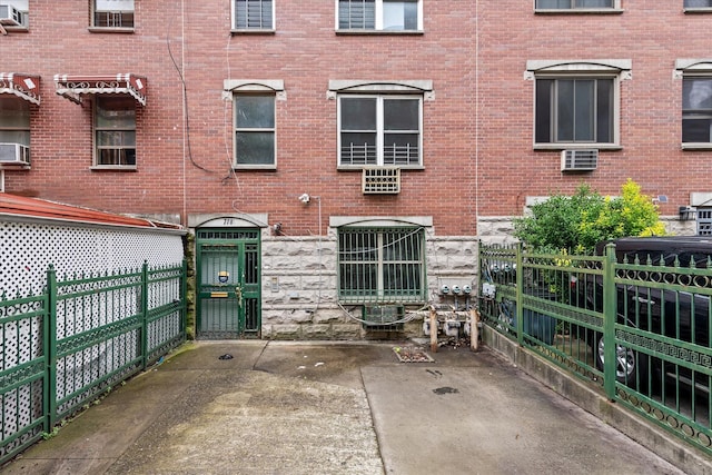 718 Garden St, Bronx, NY 10457 - view of patio