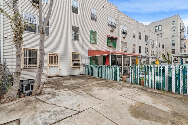 718 Garden St, Bronx, NY 10457 - view of patio