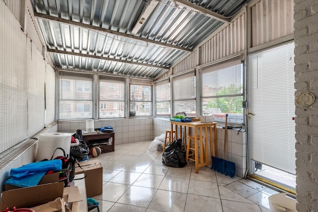 88-37 74th Ave, Glendale, NY 11385 - view of sunroom / solarium