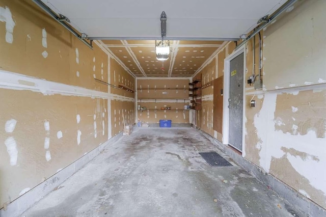 13 Bayberry Ln, Rye Brook, NY 10573 - view of garage