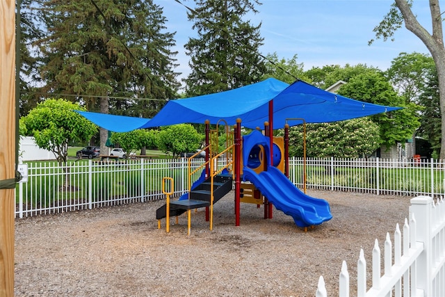 97 Hillcrest Ln, Peekskill, NY 10566 - view of communal playground