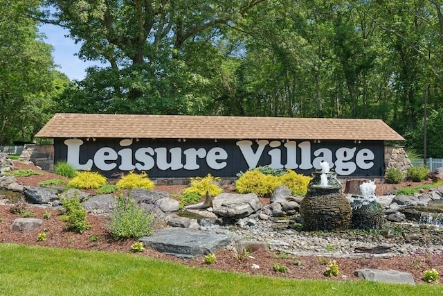 96 Enfield Ct Unit B, Ridge, NY 11961 - view of community sign