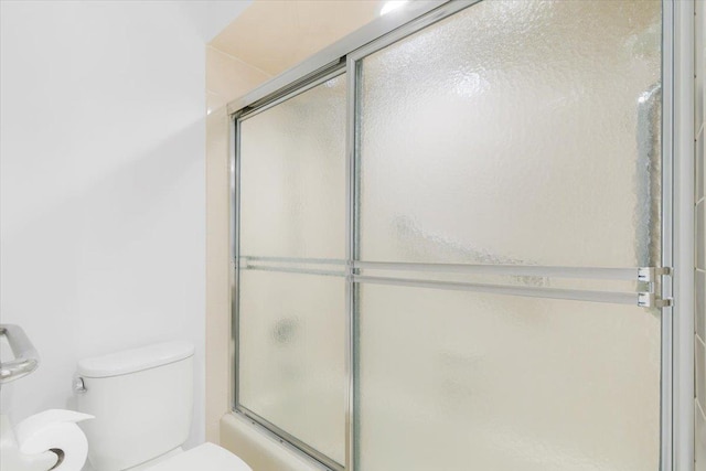 531 Heritage Hls Unit B, Somers, NY 10589 - full bath with toilet and combined bath / shower with glass door