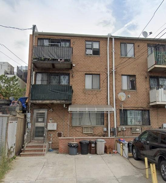 31-41 Linden Pl, Flushing, NY 11354 - view of property