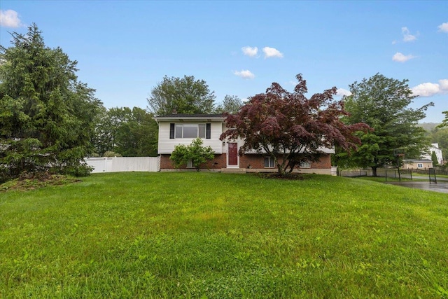 76 Maureen Dr, Middletown, NY 10940 - view of front facade featuring brick siding