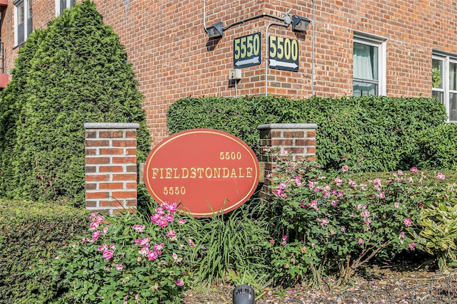 5550 Fieldstone Rd Unit 1C, Bronx, NY 10471 - view of community sign