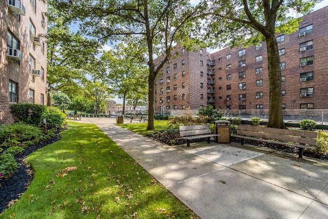 204-15 Foothill Ave Unit B21, Hollis, NY 11423 - view of home's community