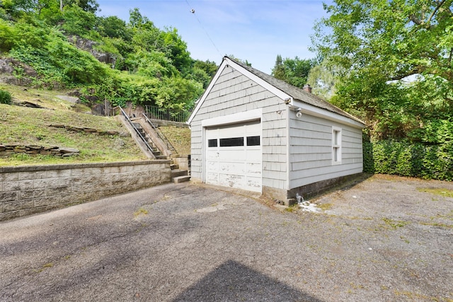 1223 Albany Post Rd, Croton-On-Hudson, NY 10520 - detached garage featuring driveway