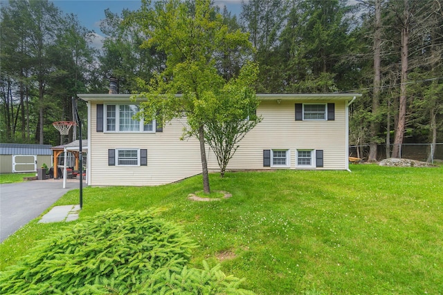 65 Berkshire Trl, Smallwood, NY 12720 - view of front of property with a front yard