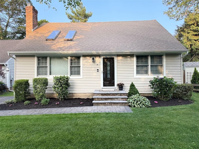 4 Pocket Ct, Northport, NY 11768 - view of front of property featuring a chimney, a front yard, and roof with shingles