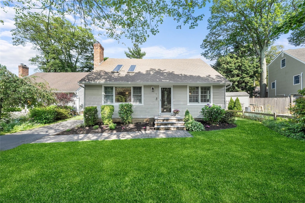 4 Pocket Ct, Northport, NY 11768 - photo 1