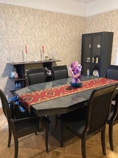 5855 41st Dr, Woodside, NY 11377 - dining area featuring wallpapered walls