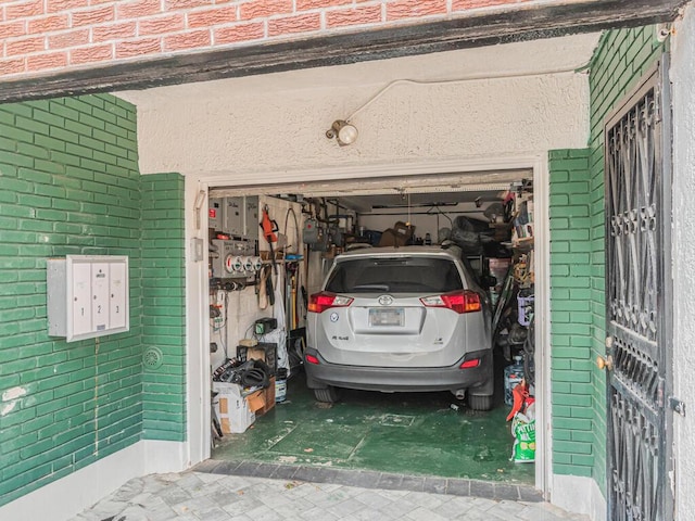 1405 E 233rd St, Bronx, NY 10466 - view of garage