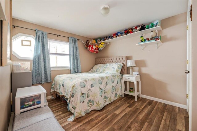 25 December Walk, Long Beach, NY 11561 - bedroom with wood finished floors