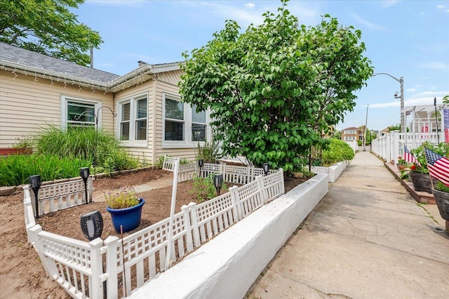 25 December Walk, Long Beach, NY 11561 - view of property exterior