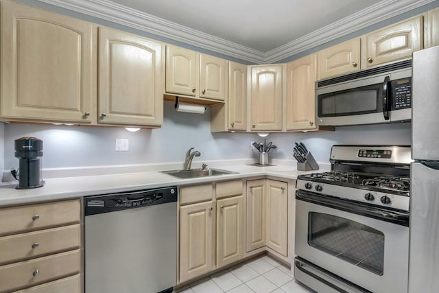 13 Scenic Dr Unit D, Croton-On-Hudson, NY 10520 - kitchen featuring stainless steel appliances, light brown cabinets, light countertops, and crown molding