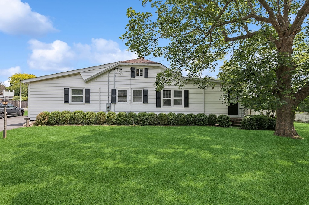 112 Cobb Rd, Water Mill, NY 11976 - photo 1