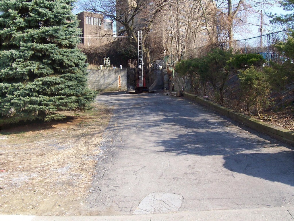 83 N Bridge St, Poughkeepsie, NY 12601