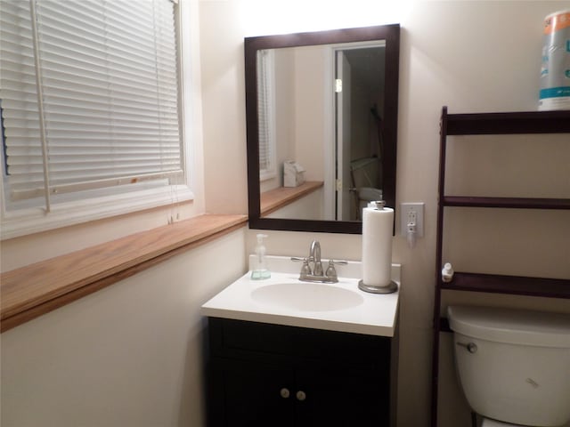 6 Kingsville Dr, Monroe, NY 10950 - bathroom with vanity and toilet