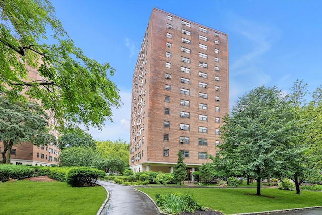 21-15 34th Ave Unit 8B, Astoria, NY 11106 - view of apartment building / complex