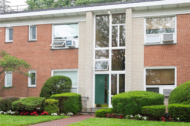 18 Channing Pl Unit 2R, Eastchester, NY 10709 - view of property featuring cooling unit