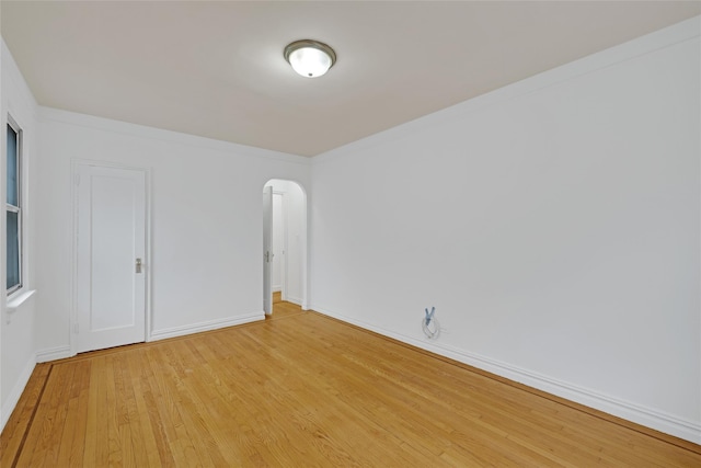 2506 Davidson Ave Unit 3C, Bronx, NY 10468 - unfurnished room featuring arched walkways and light wood-style flooring