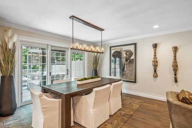 10 Pond View Ct Unit 10, Jericho, NY 11753 - dining room featuring wood finished floors, crown molding, a chandelier, and recessed lighting