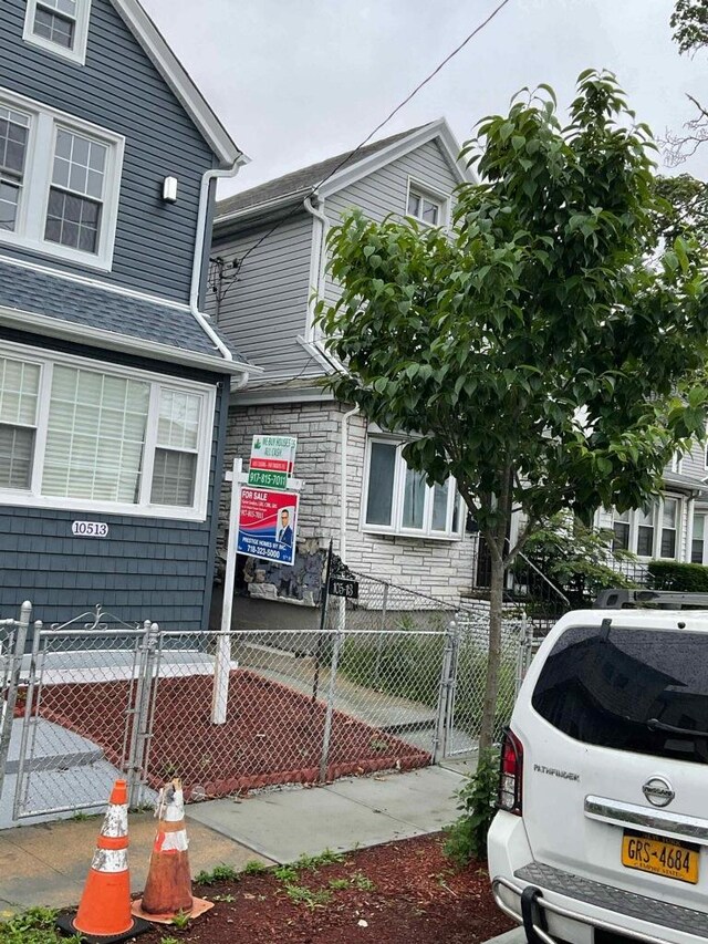 105-15 171st St, Jamaica, NY 11433 - photo 5