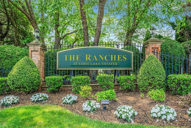 903 Constance Ln, Port Jefferson Station, NY 11776 - view of community sign